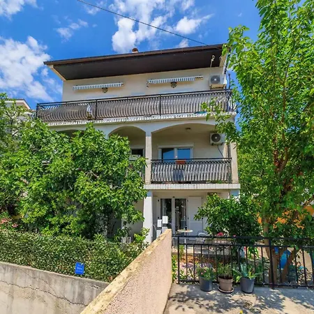 Apartamento Near In 54776