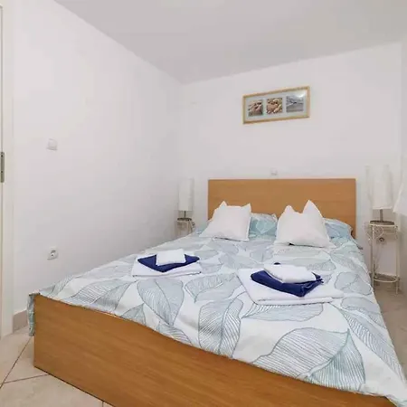 Near In 54776 Apartament Dramalj