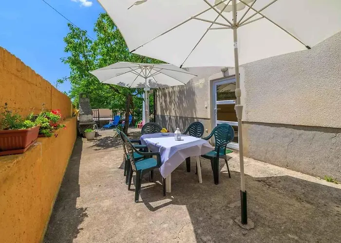 Near In 54776 דירה